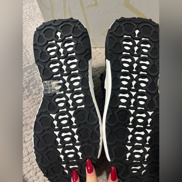 NWT Moncler Black and White Sneakers compassor zip womens size 40 - Picture 5 of 7